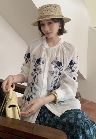 �������