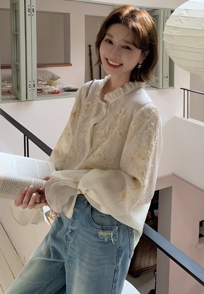 �������